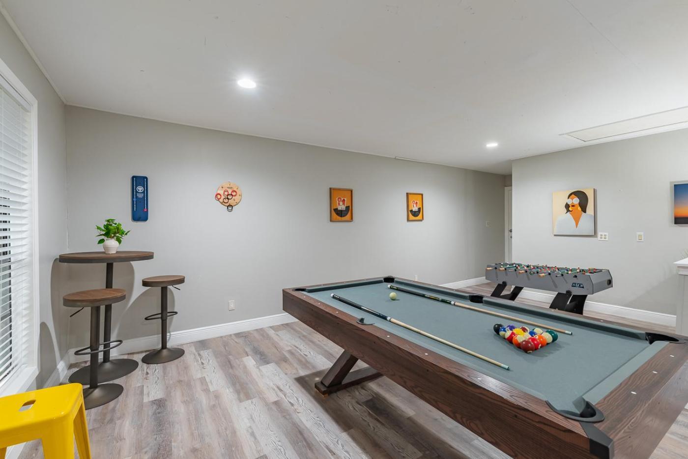 Fun 'N Sun Heated Pool & Gameroom By Fiesta Texas San Antonio Extérieur photo