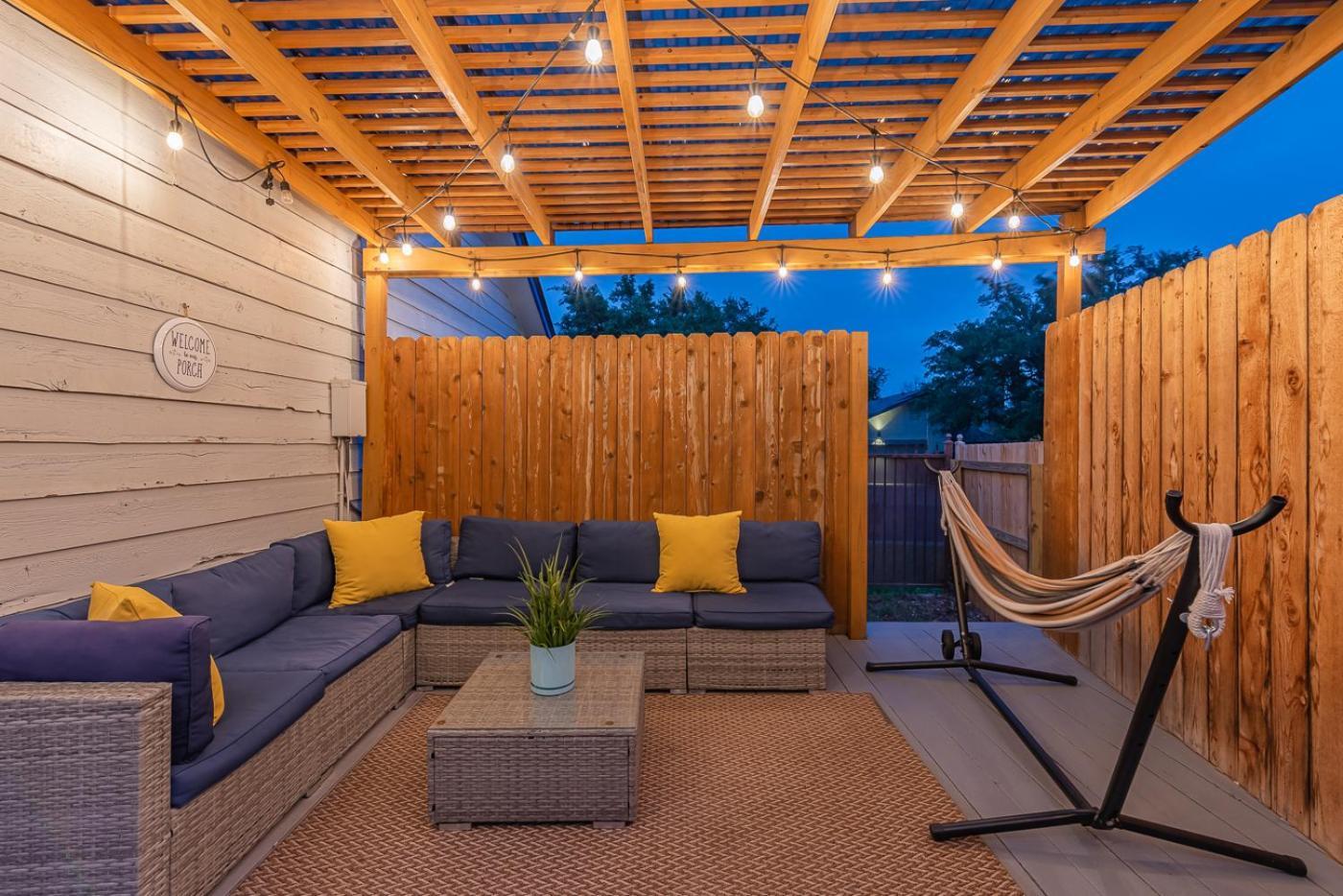 Fun 'N Sun Heated Pool & Gameroom By Fiesta Texas San Antonio Extérieur photo