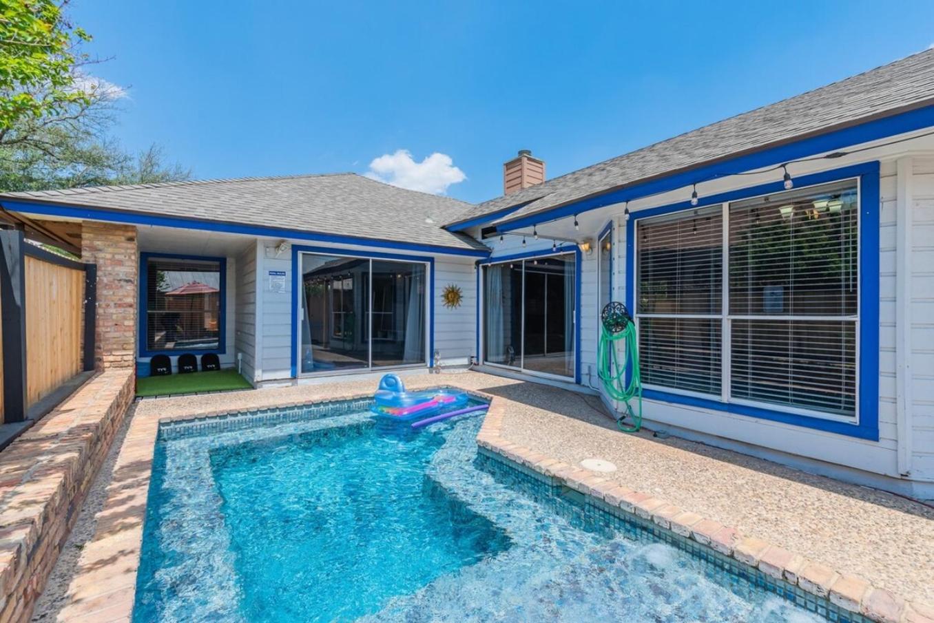 Fun 'N Sun Heated Pool & Gameroom By Fiesta Texas San Antonio Extérieur photo